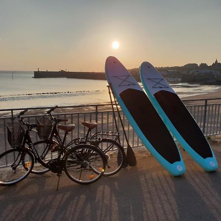 Un Balcon Sur La Mer, Acces Direct A La Plage Granville Exterior photo